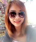Dating Woman Thailand to - : Piyaporn Boonlue, 34 years